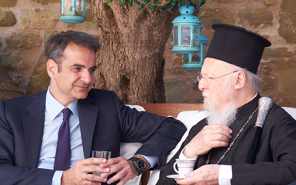 τηλεφωνική-επικοινωνία-μητσοτάκη-βα-561161035