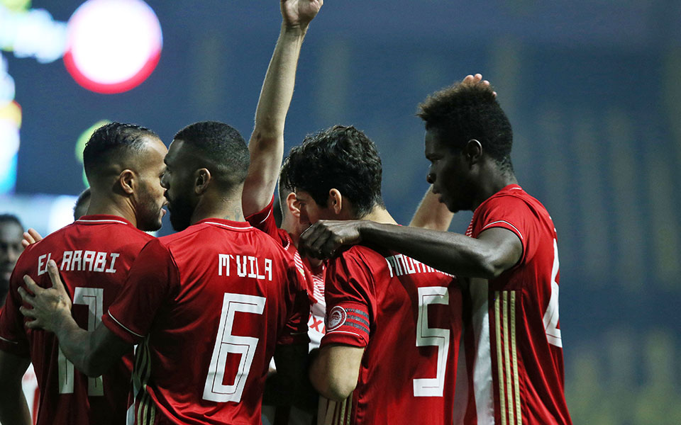 μόνος-πρώτος-με-οδηγό-τον-μπουχαλάκη-561177949