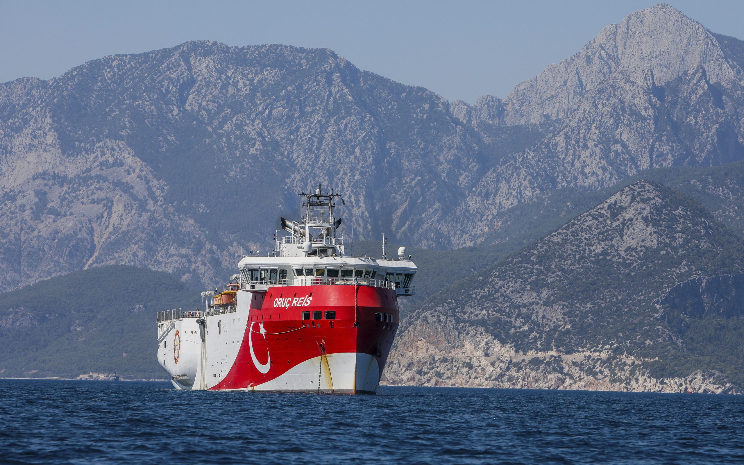 η-άγκυρα-ανεβάζει-επικίνδυνα-την-έντα-561178207