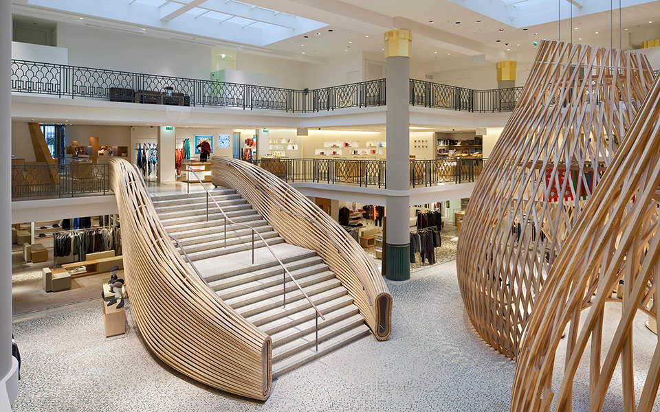 σκηνογραφώντας-την-πολυτέλεια-561155176