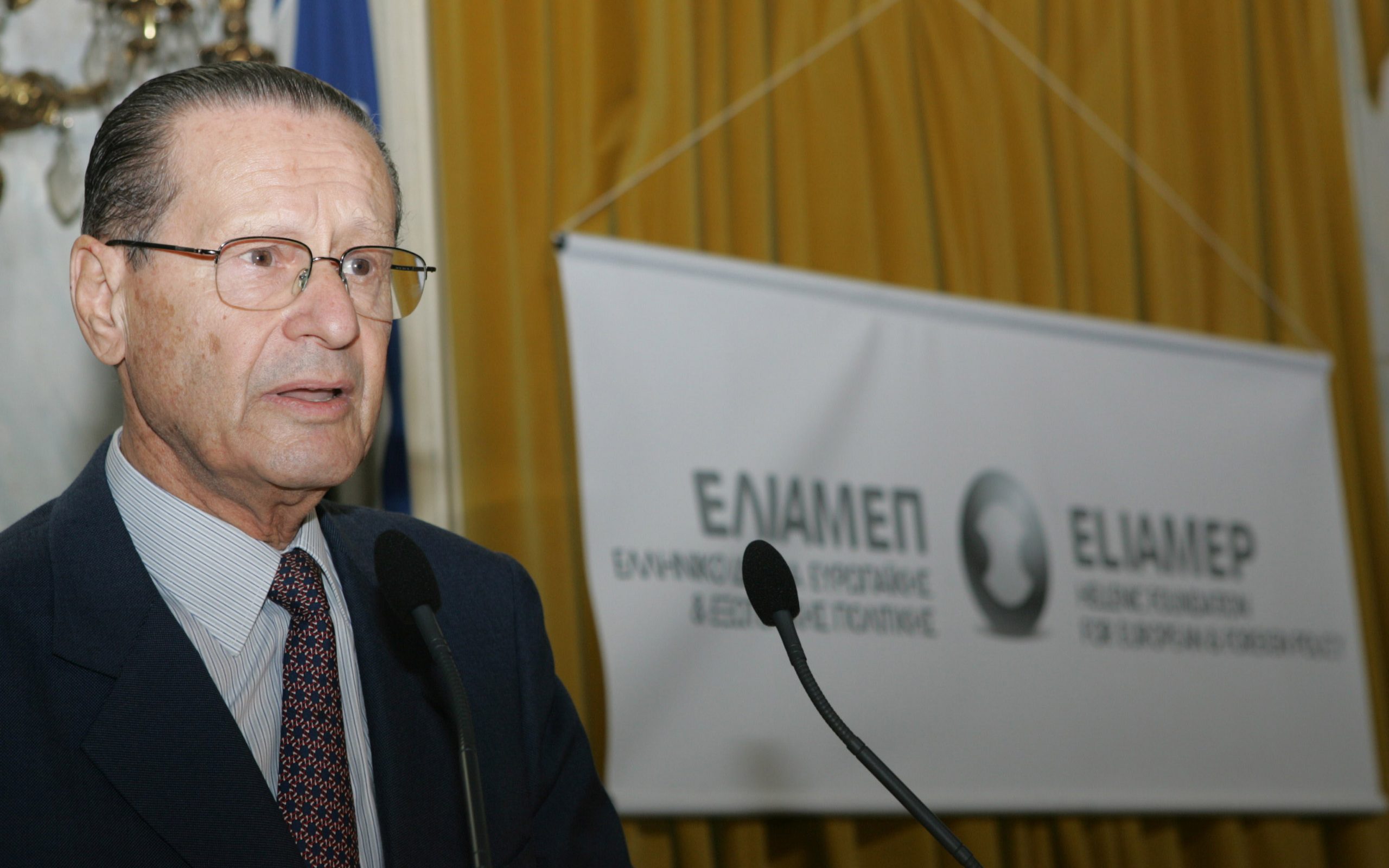 εχουμε-όλοι-χρέος-σποράς-σε-αυτόν-τον-561157780