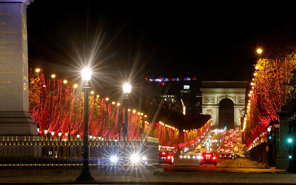 παρίσι-κάτω-από-ιδιαίτερες-συνθήκες-ο-561170062