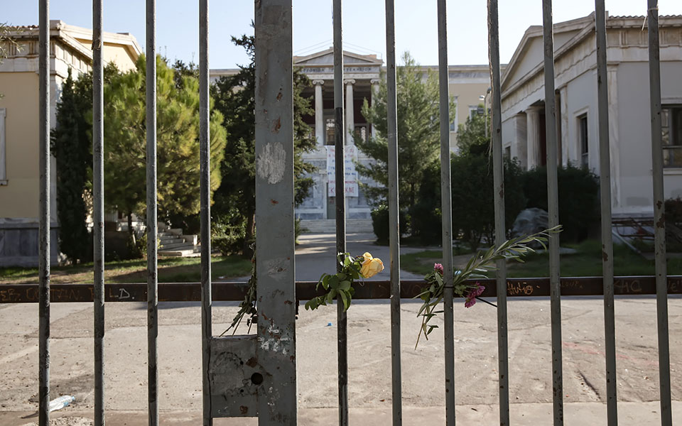 Επέτειος σε συνθήκες πανδημίας και πόλωσης-2