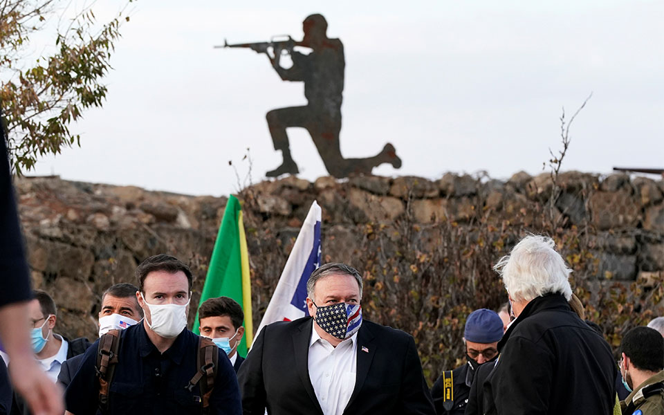 επίσκεψη-πομπέο-στα-υψίπεδα-του-γκολά-561165472