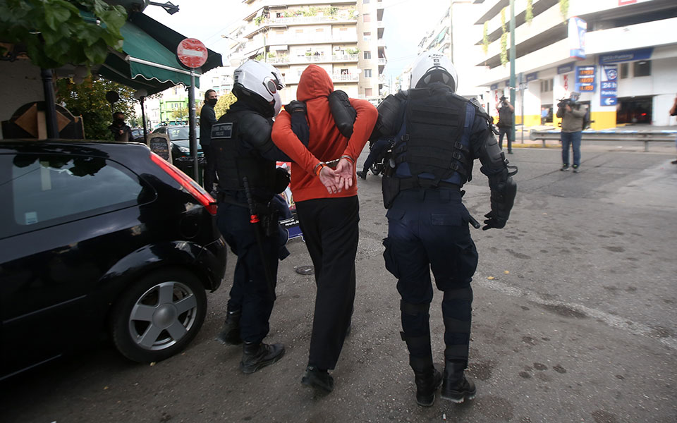 Έλειψε το… μέτρο στον εφετινό εορτασμό της επετείου-5
