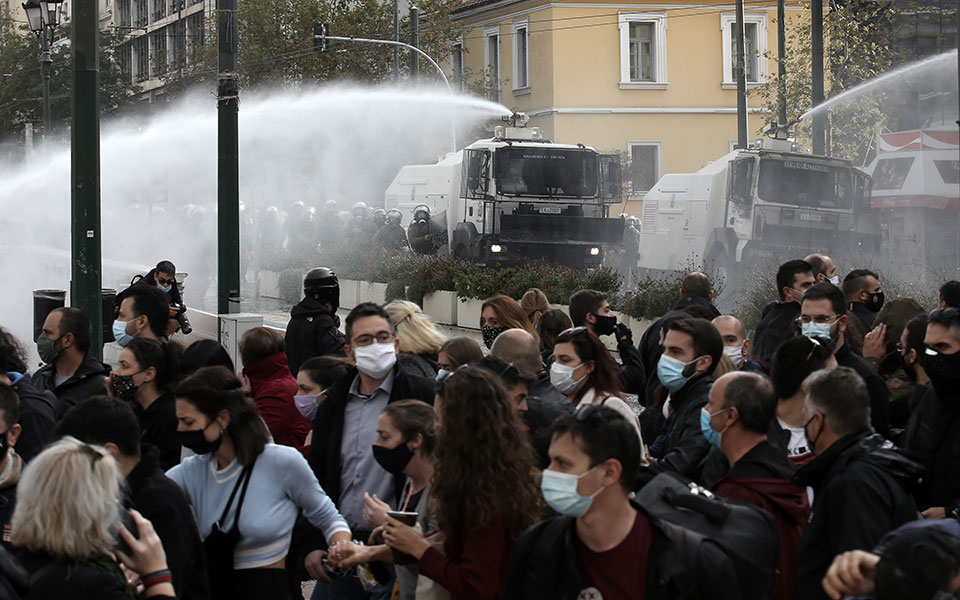 Έλειψε το… μέτρο στον εφετινό εορτασμό της επετείου-2