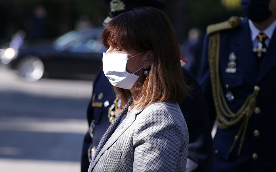 ταχεία-ανάρρωση-ευχήθηκε-η-πτδ-στον-561164320