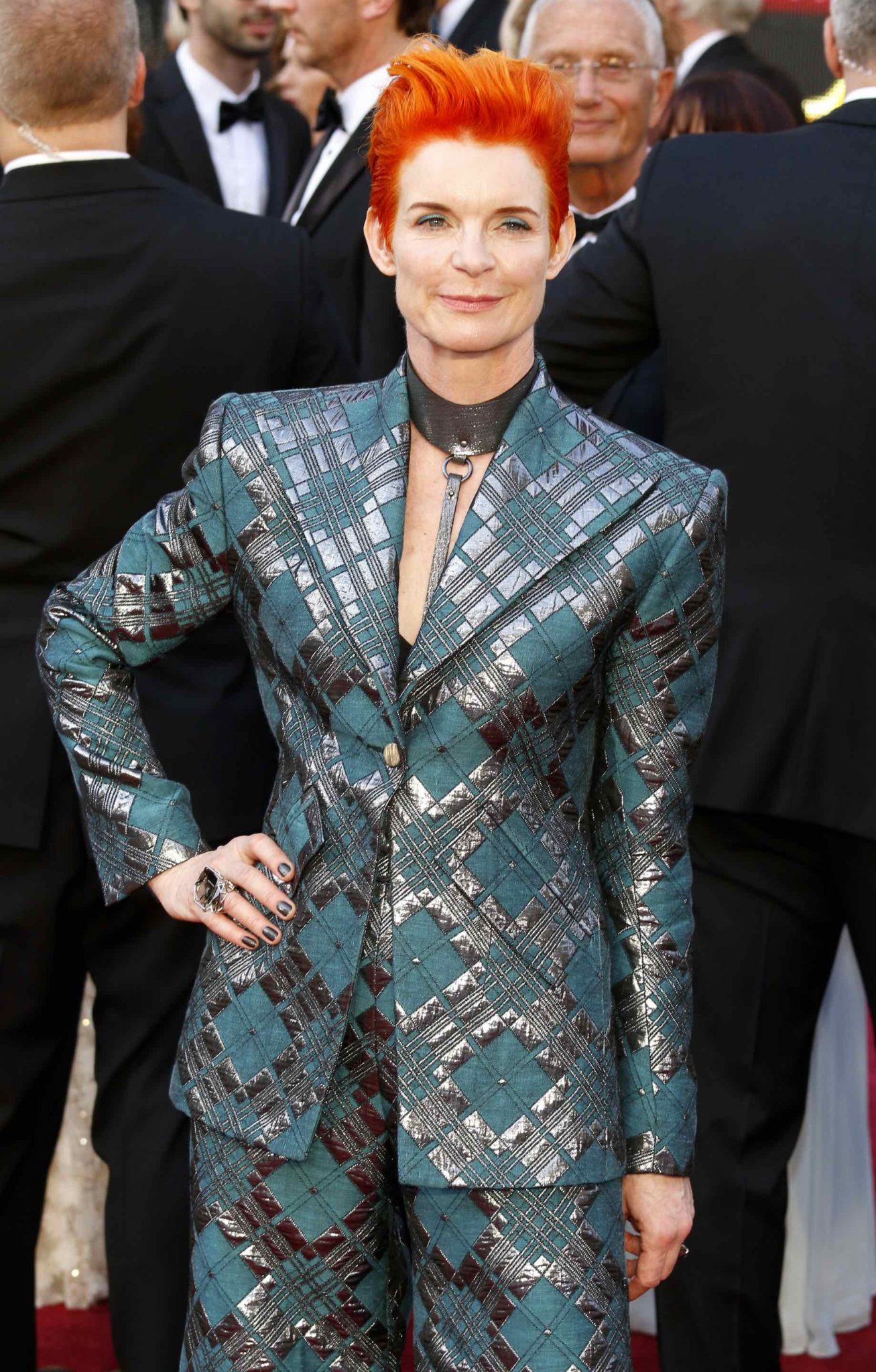 Αν υπάρχει μια ενδυματολόγος-σταρ, αυτή είναι η Sandy Powell-1