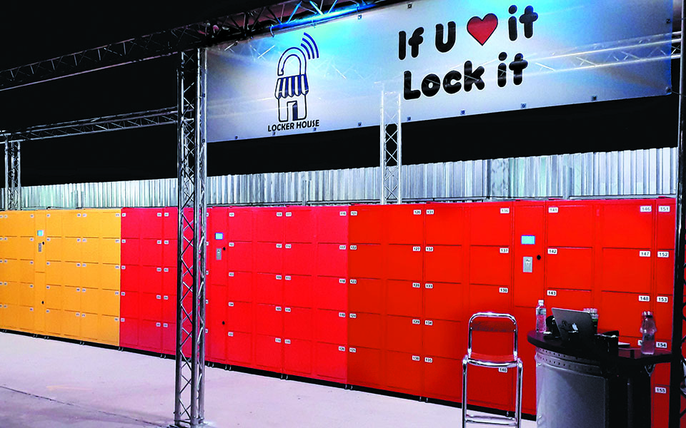 η-μεγάλη-ευκαιρία-του-online-εμπορίου-561176872