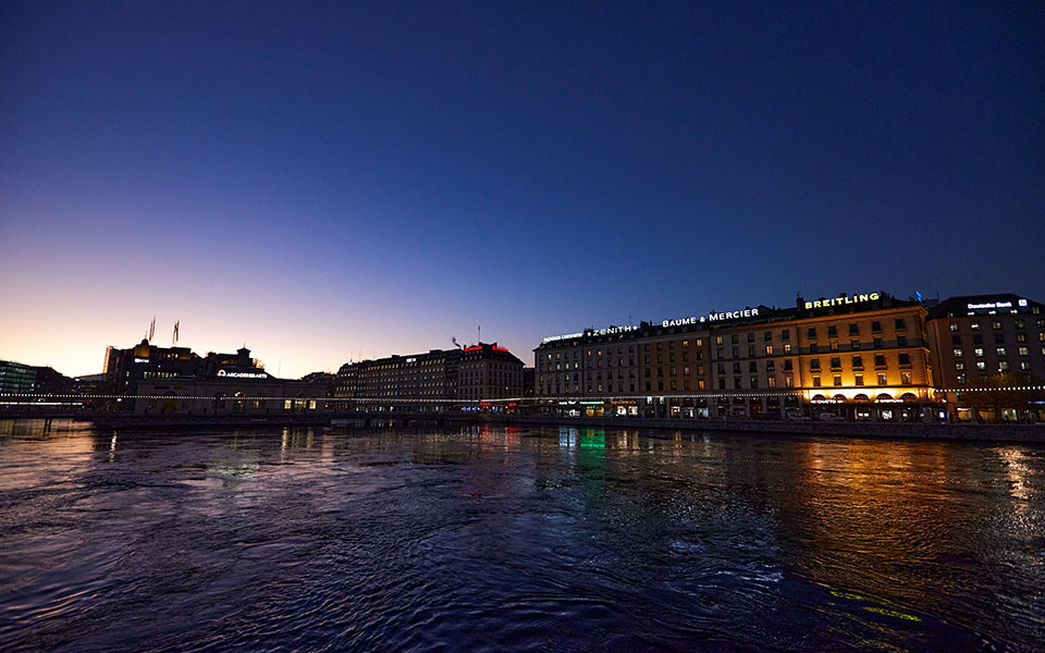 ελβετία-οι-αρχές-ανακοίνωσαν-5-007-νέα-κρο-561164821