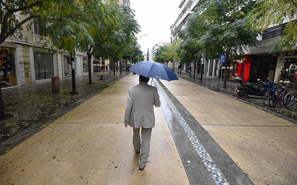 και-πάλι-σε-ρυθμούς-lockdown-η-θεσσαλονίκη-ει-561142318