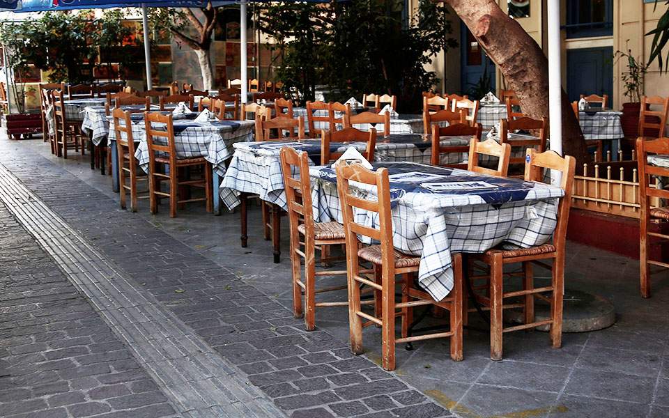 λίγοι-επέλεξαν-να-λειτουργούν-μόνο-με-de-561143788