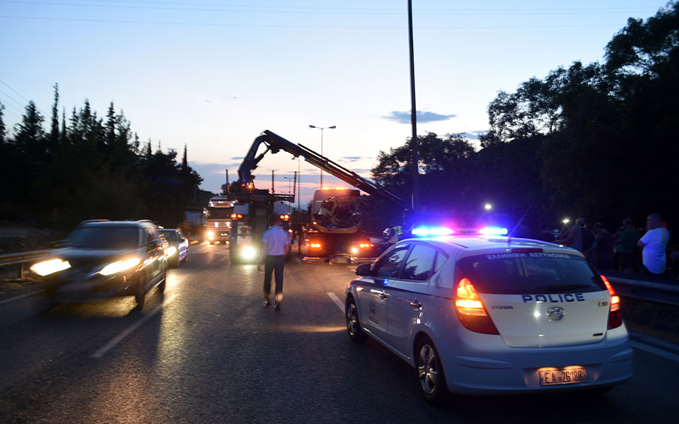 καραμπόλα-11-αυτοκινήτων-στη-θεσσαλονί-561178720