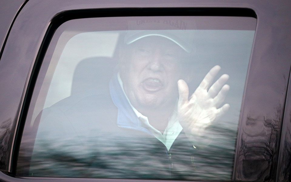 ο-τραμπ-αδιαφορεί-για-την-ήττα-και-την-π-561169450