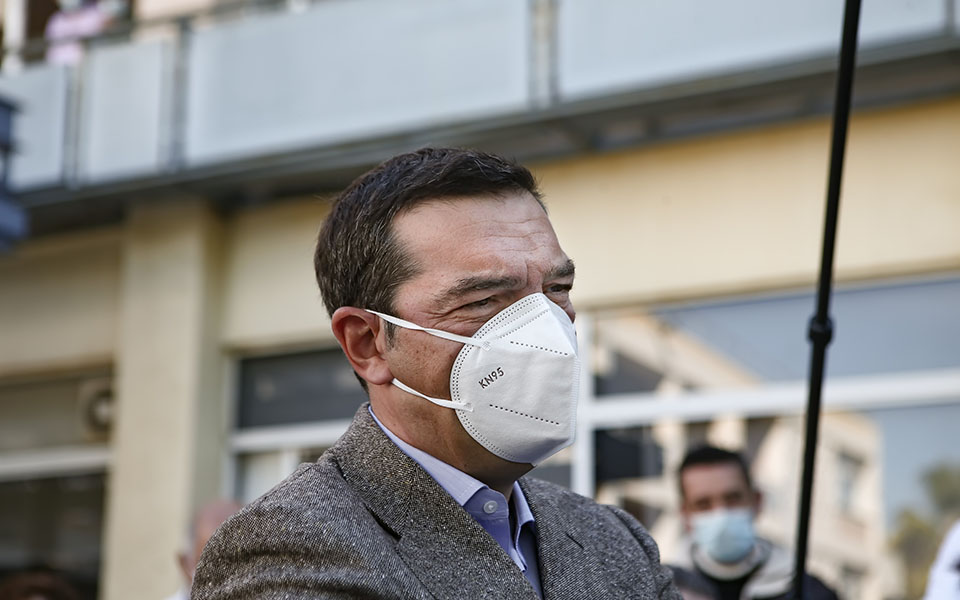 συριζα-η-κυβέρνηση-συνεχίζει-τις-εγκλ-561170104