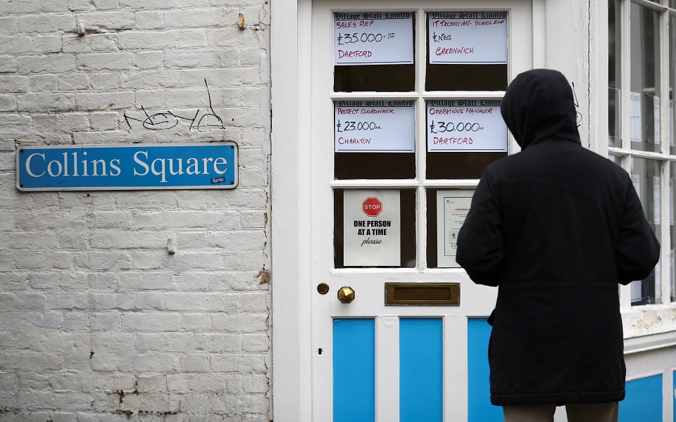 ην-βασίλειο-ρεκόρ-απολύσεων-το-τρίτο-τ-561151114