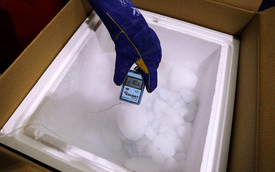 ο-ηλίας-μόσιαλος-εξηγεί-τι-είναι-τα-πισ-561174919