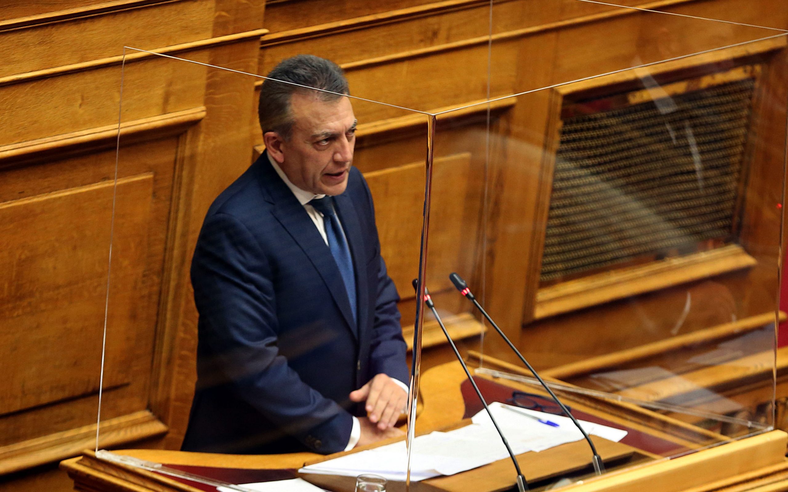 γ-βρούτσης-έκτακτη-ενίσχυση-σε-105-818-συντ-561178063