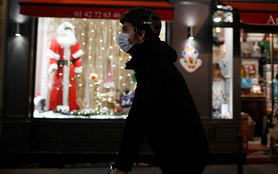 τα-covid-χριστούγεννα-της-ευρώπης-εικόν-561170308