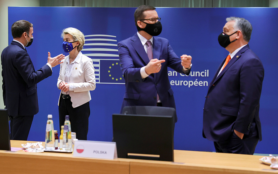 ενδείξεις-συμβιβασμού-για-το-ταμείο-α-561190993