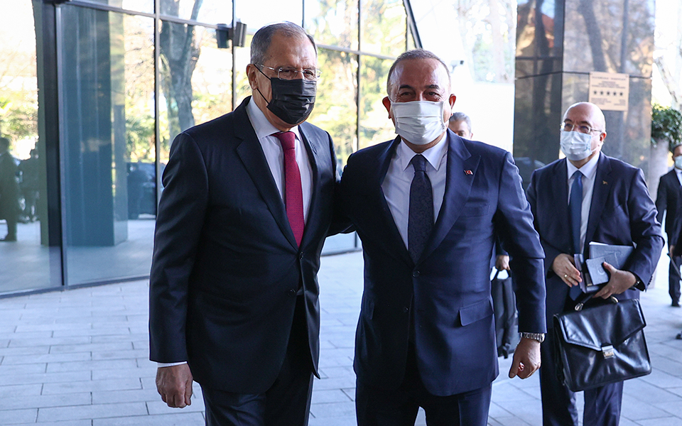 τσαβούσογλου-η-ρωσία-δεν-αποτελεί-εν-561210316