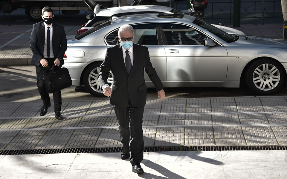 τρίωρη-κατάθεση-αβραμόπουλου-για-novartis-561210439