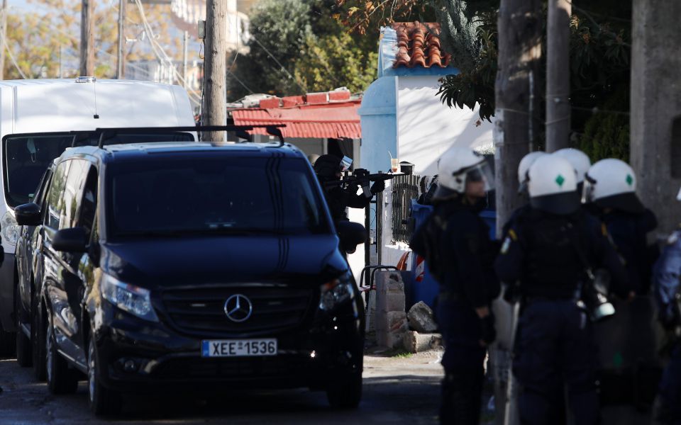 πυροβολισμοί-σε-καταυλισμό-ρομά-στα-μ-561210427