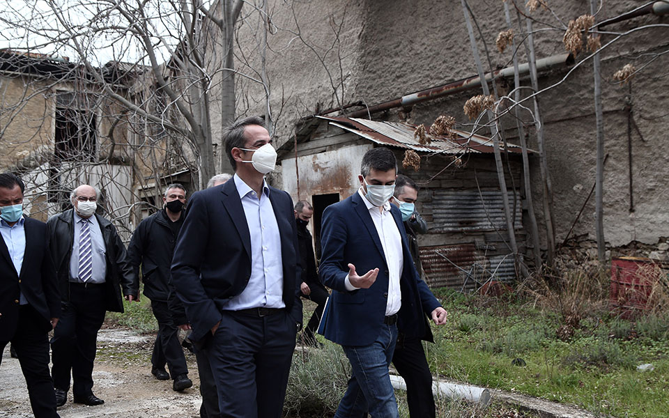 ο-κ-μητσοτάκης-και-τα-υπουργικά-φάουλ-561212119