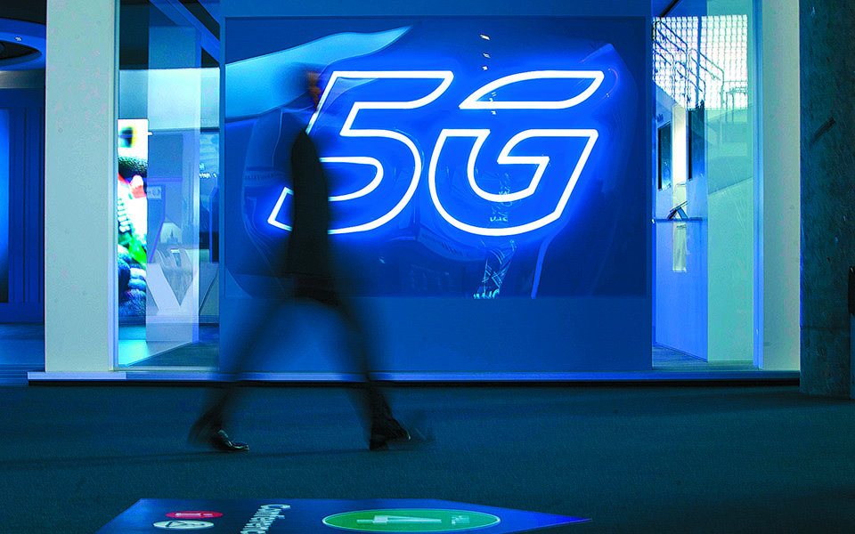 ρίχνουν-3-δισ-σε-δίκτυα-νέας-γενιάς-ο-561212320