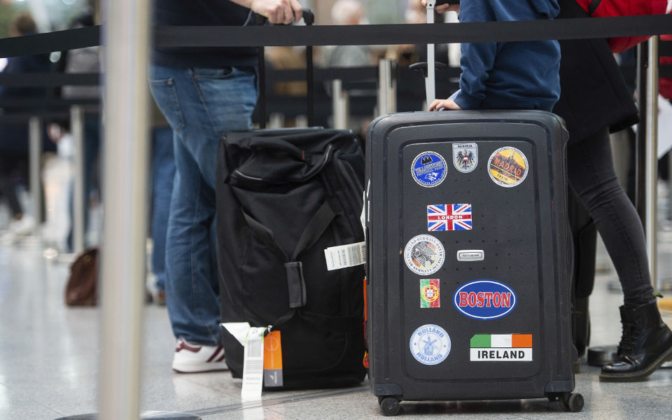 η-γερμανία-παρατείνει-έως-τις-6-ιανουαρ-561203875