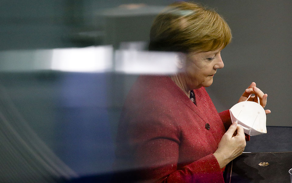 α-μέρκελ-το-νατο-θα-εξετάσει-τις-εξαγω-561191893