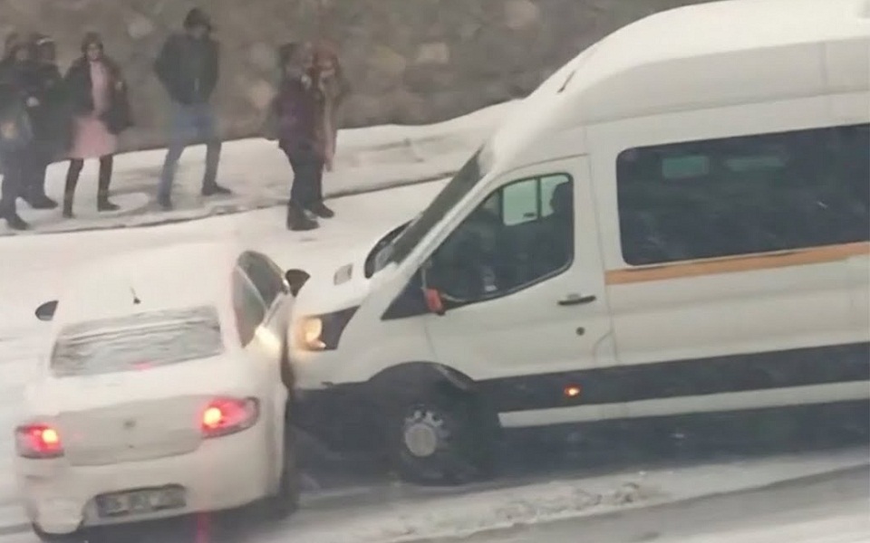 τους-πήρε-η-κατηφόρα-στην-άγκυρα-βίν-561209011