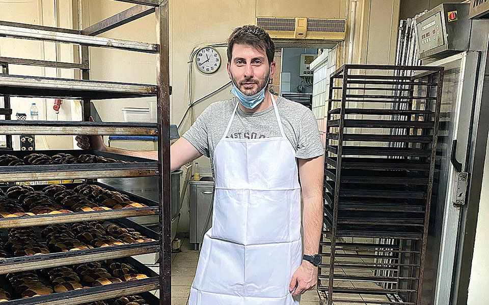 αναζητώντας-θεραπεία-για-τη-ρετσινι-561186103