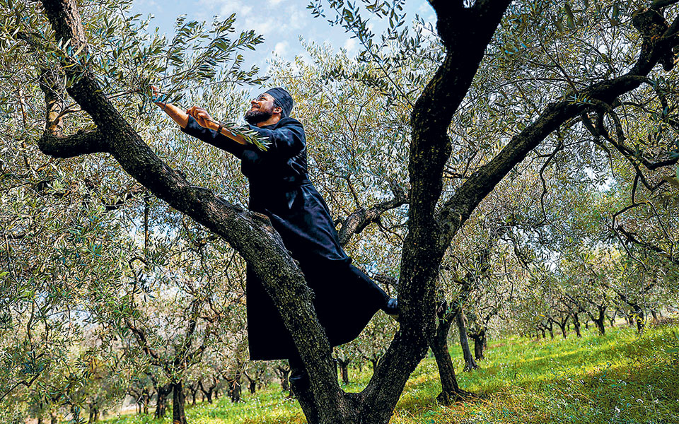 nότια-της-ρώμης-ψέλνουν-ελληνικά-561179881