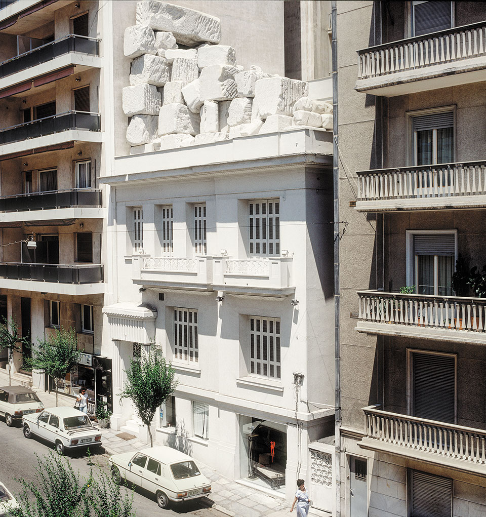 Μια πορεία που οδηγεί στο φως, στην ελπίδα-3