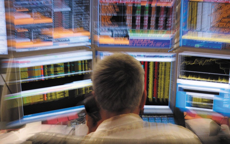 πτώση-στην-ευρώπη-με-εξαίρεση-το-λονδί-561181957