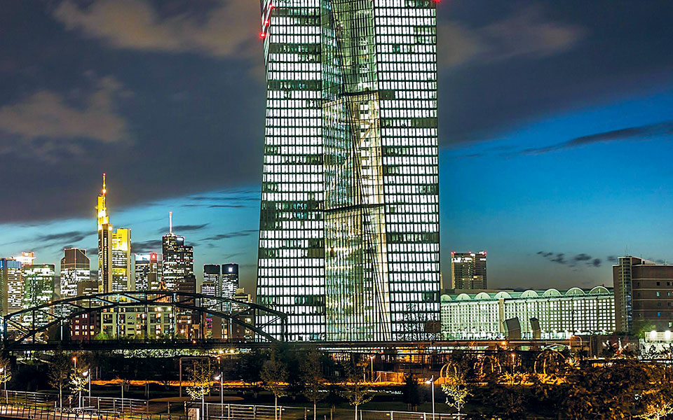 σήμα-κινδύνου-από-την-εκτ-για-νέο-κύμα-κ-561185359