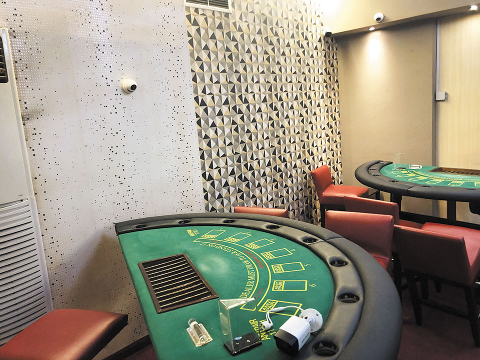 Οι επίμονοι χαρτοπαίκτες  και τα «τεστ» της ΕΛ.ΑΣ.-3