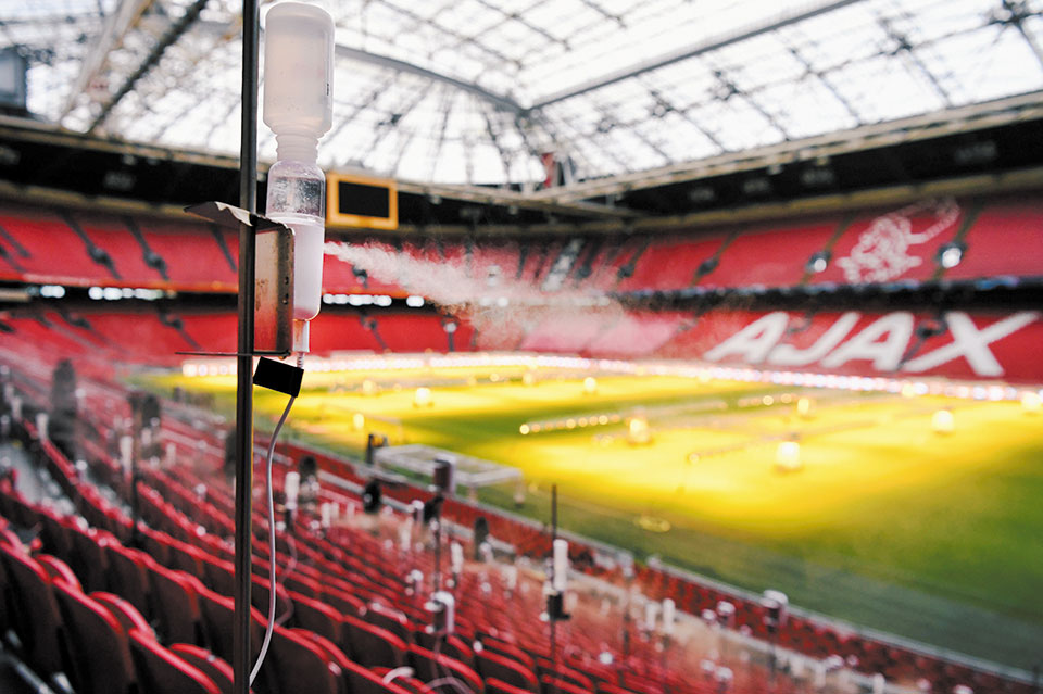 Το ολλανδικό πείραμα για την επιστροφή στα γήπεδα-1