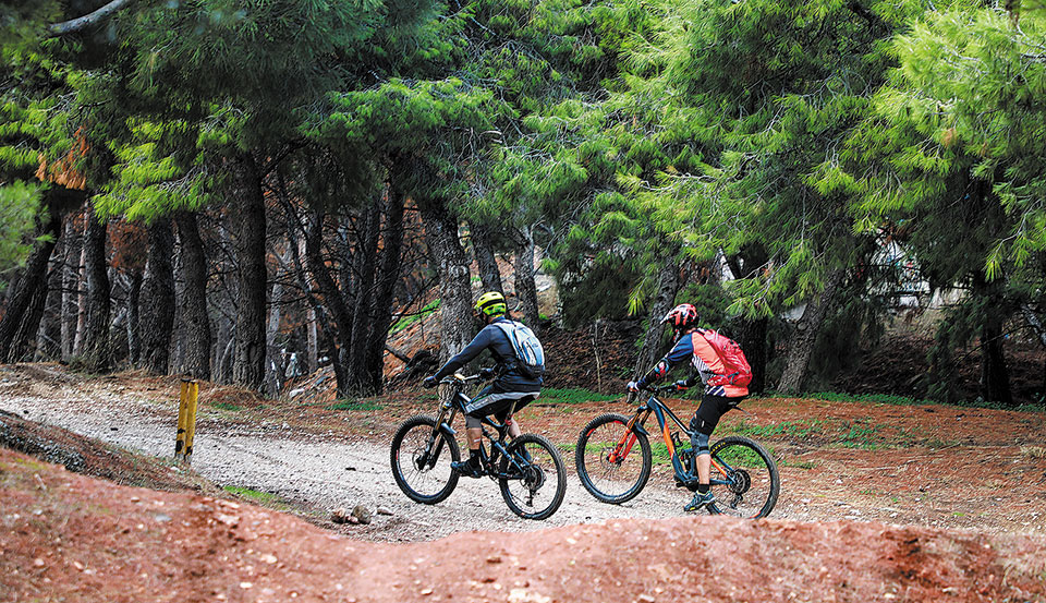 Εναλλαγές χρωμάτων στον δρόμο για το Κακόρεμα-1