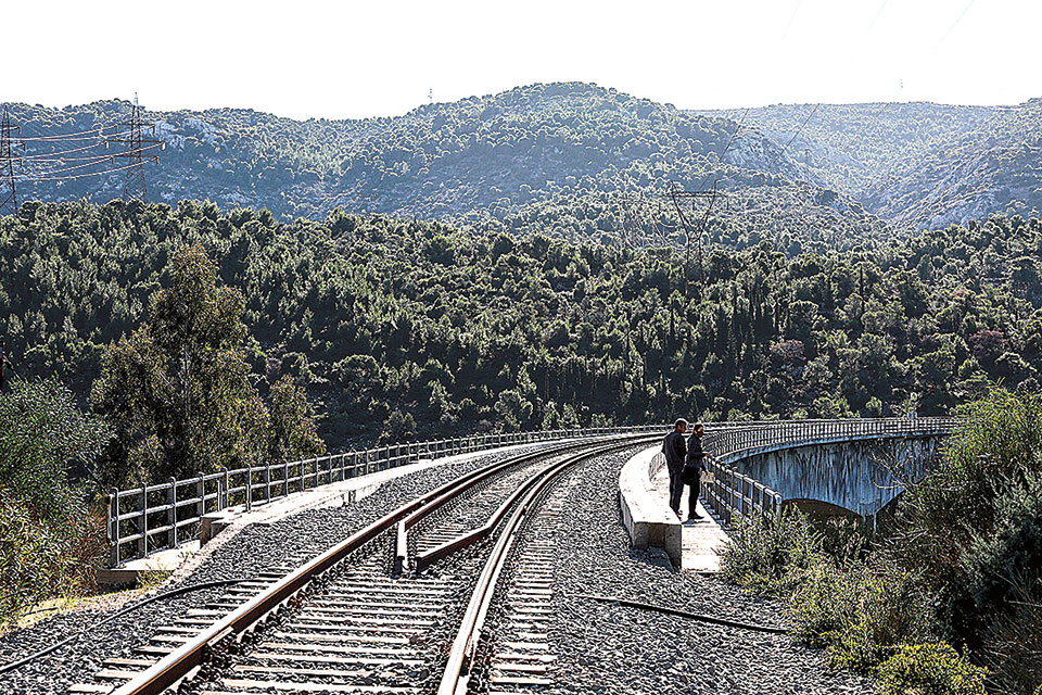 Δαφνί και Αφαία Σκαραμαγκά για αρχαρίους-1