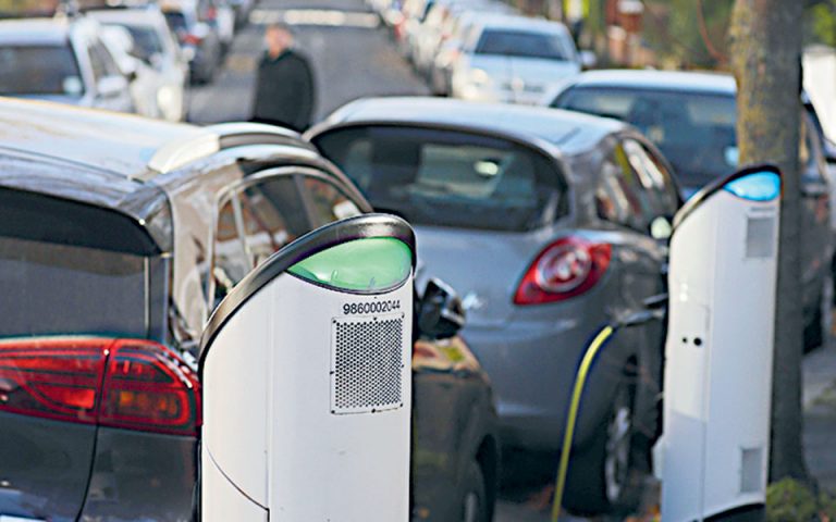 δωρεάν-στάθμευση-για-τα-ηλεκτρικά-αυτ-561211741