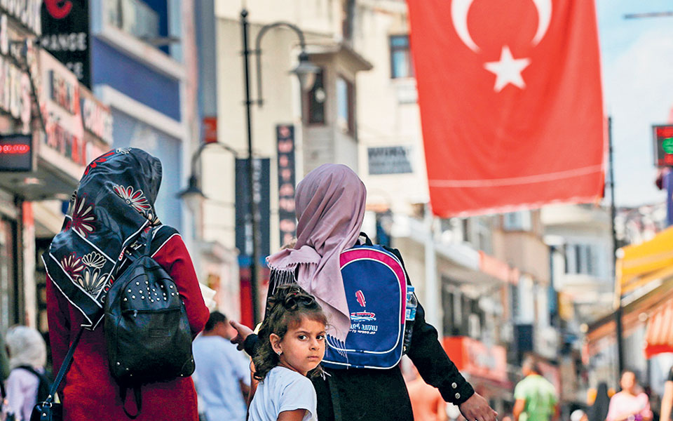 σε-πτωτική-τροχιά-επέστρεψε-η-τουρκικ-561192829