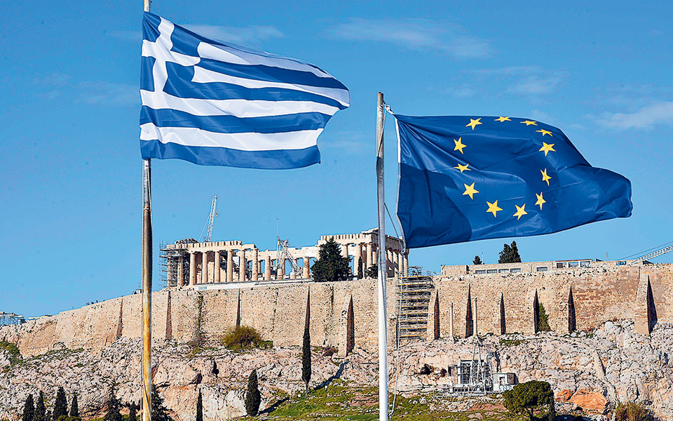 ξένοι-επενδυτές-και-οίκοι-ψηφίζουν-561195826