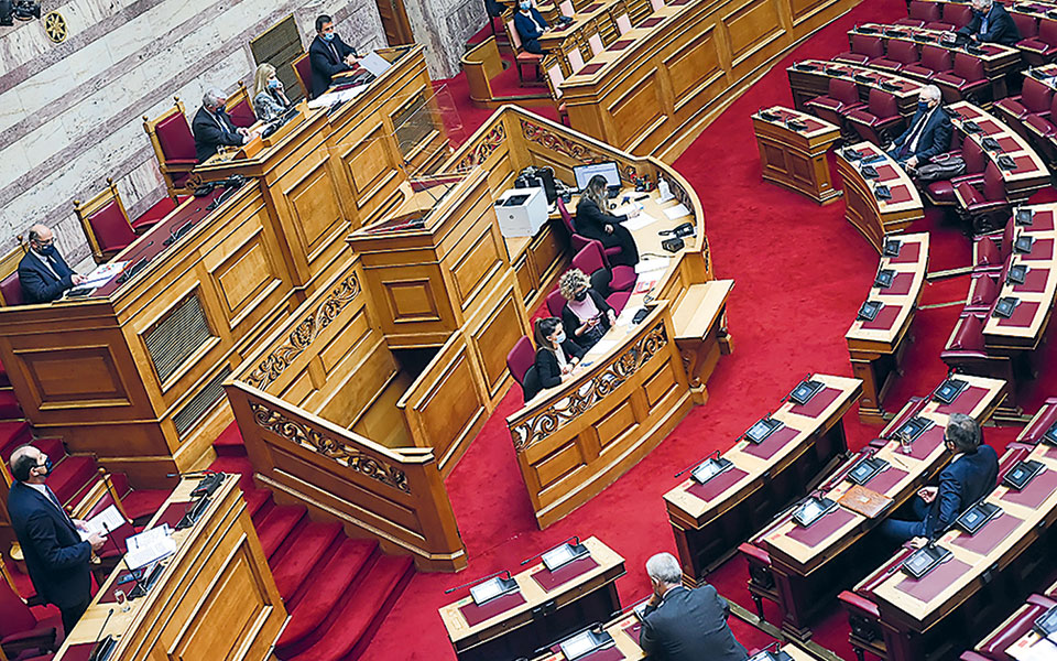 μετωπική-για-όλα-στη-βουλή-561195325