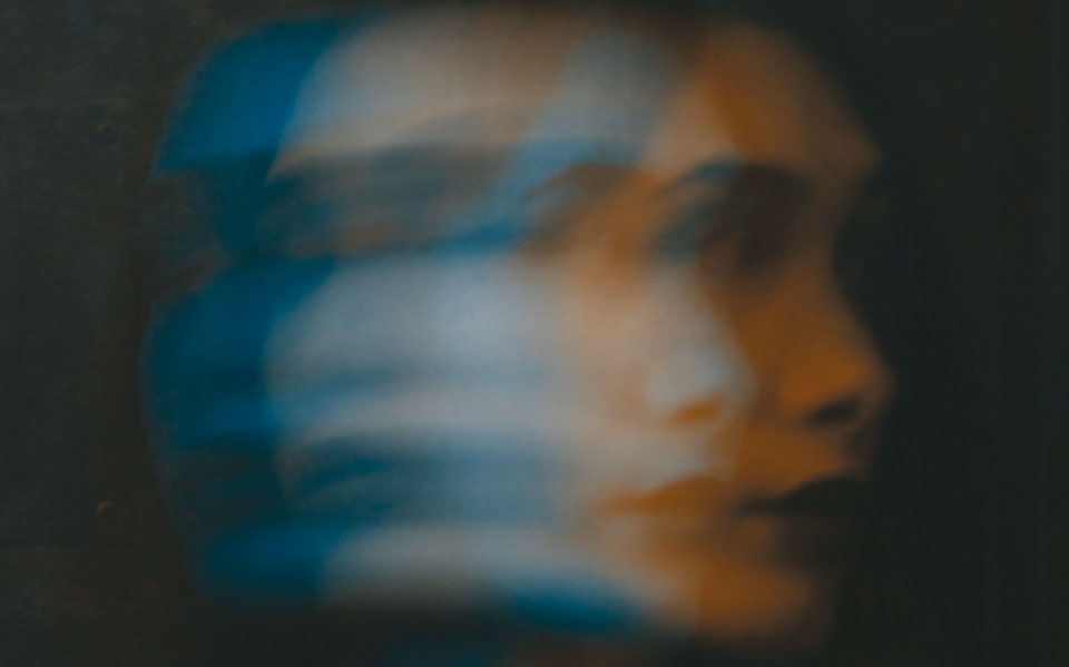 το-παραμιλητό-ενός-κορμιού-561201544