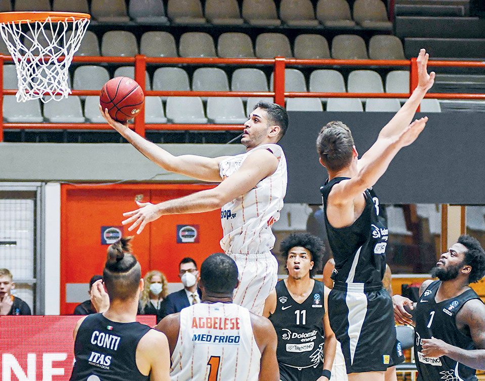 Ασφυκτική πίεση για Βοτανικό-1