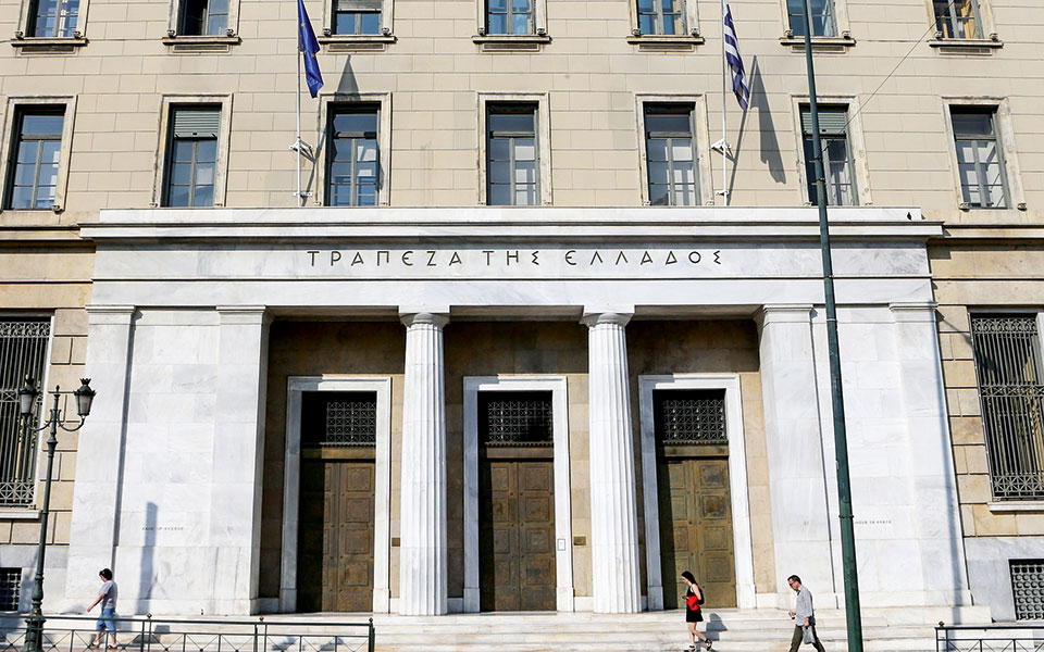 με-ετήσιο-φόρο-η-μεταφορά-κόκκινων-δαν-561198571