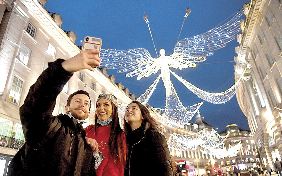 χριστούγεννα-στον-πλανήτη-covid-561201853