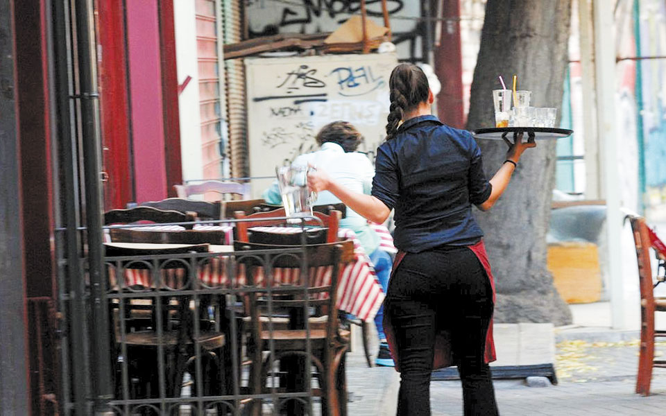 αυθαιρεσίες-με-το-δώρο-χριστουγέννων-561205015